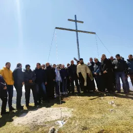 У Пиви постављено крсно знамење 