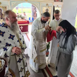 Светa Архијерејскa Литургијa у Кличеву