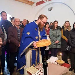 Празник Цвијети прослављен у парохији пивској у селу Стабна