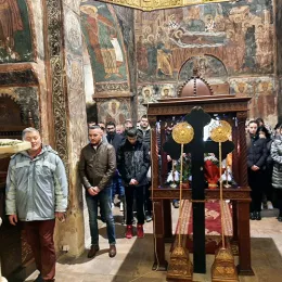 Велики петак у манстиру Никољац