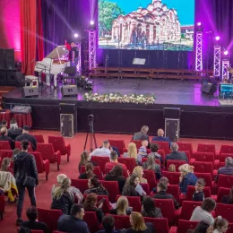 Црквени хор „Младенци“