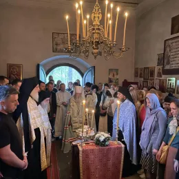 Празнично бденије у манастиру Ћелије