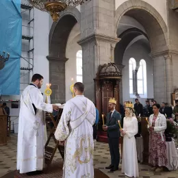 Литургија и вјенчање у никшићкој Саборној цркви