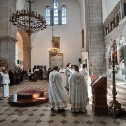 Литургија и вјенчање у никшићкој Саборној цркви