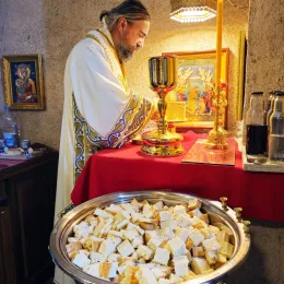 Архијерејска Литургија у манастиру Ђурђеви Ступови