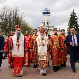 Патријарси Кирил и Порфирије служили свету Литургију у Тројице-Сергијевој лаври
