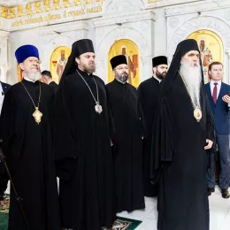 Патријарх српски г. Порфирије разговарао Патријархом московским и све Русије г. Кирилом