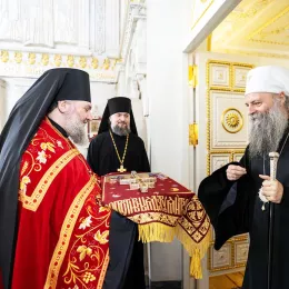 Патријарх српски г. Порфирије разговарао Патријархом московским и све Русије г. Кирилом