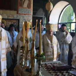 У манастиру Дајбабе освештано спомен обиљежје Царским страстотерпцима Романовима