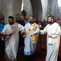 Рукоположење у Ђурђевим Ступовима