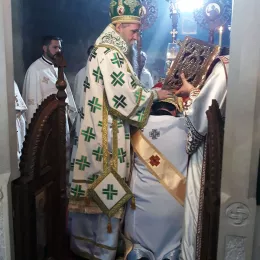 Рукоположење у Ђурђевим Ступовима