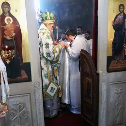 Рукоположење у Ђурђевим Ступовима