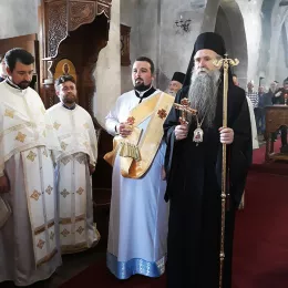 Рукоположење у Ђурђевим Ступовима