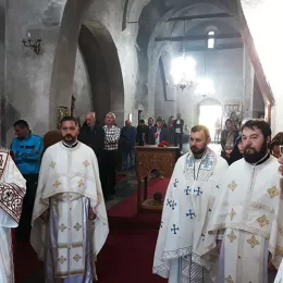 Рукоположење у Ђурђевим Ступовима