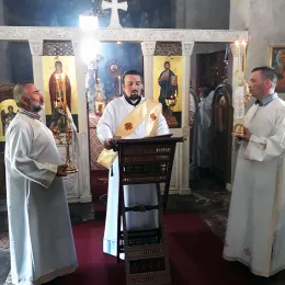 Рукоположење у Ђурђевим Ступовима