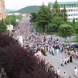 Свечана Литија прошла кроз Никшић