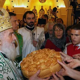 У храму Светог Саве у Београду литургијски прослављени новопроглашени косовско-метохијски мученици