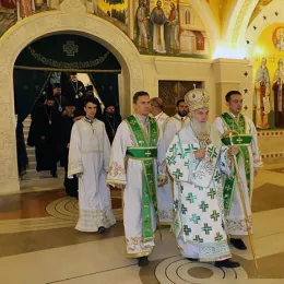 У храму Светог Саве у Београду литургијски прослављени новопроглашени косовско-метохијски мученици