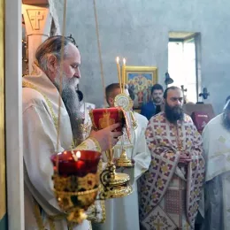 Прослављен празник Светог Георгија, храмовна слава манастира Ђурђеви Ступови