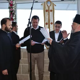 Празник Светог Василија свечано, саборно и молитвено прослављен у острошкој светињи