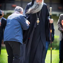 Свечано прослављен празник Светог великомученика Георгија – храмовна слава манастира Ђурђеви Ступови