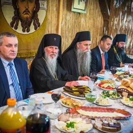 Свечано прослављен празник Светог великомученика Георгија – храмовна слава манастира Ђурђеви Ступови