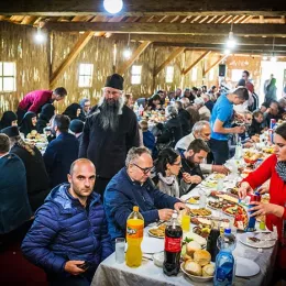 Свечано прослављен празник Светог великомученика Георгија – храмовна слава манастира Ђурђеви Ступови