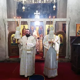 Епископ Јоаникије богослужио је на Томину недјељу у манастиру Ђурђеви Ступови