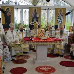 Свети Василије прослављен у острошкој светињи