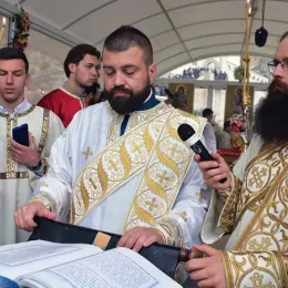 Свети Василије прослављен у острошкој светињи