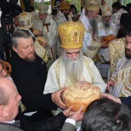 Свети Василије прослављен у острошкој светињи