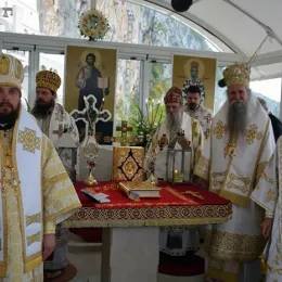 Свети Василије прослављен у острошкој светињи