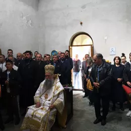 Епископ Јоаникије богослужио у Војном Селу код Плава