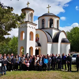 Епископ Јоаникије богослужио у Војном Селу код Плава