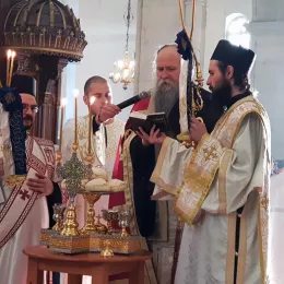 Свечано бденије уочи празника Светог Василија Острошког