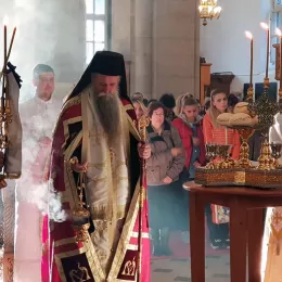 Свечано бденије уочи празника Светог Василија Острошког