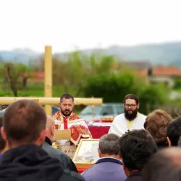 Света Литургија и слава храма у Мартиновићима код Гусиња