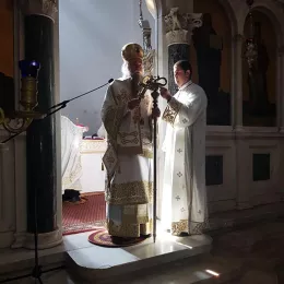 Епископ Јоаникије служио у никшићкој Саборној цркви