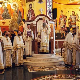 Владика Јоаникије рукоположио ђакона Крста Станишића у свештенички чин