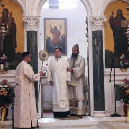 Саборни храм Светог Василија Острошког прославио крсну славу