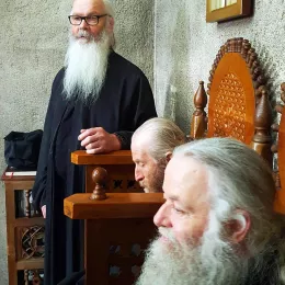 Владика Јоаникије на Марковдан служио у манастиру Ђурђеви Ступови