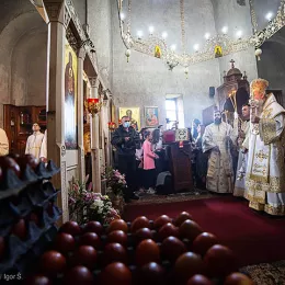 Епископ Јоаникије на Васкрс богослужио у манастиру Ђурђеви Ступови