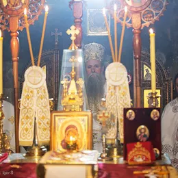 Епископ Јоаникије на Васкрс богослужио у манастиру Ђурђеви Ступови