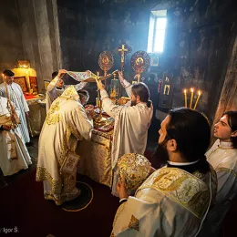 Епископ Јоаникије на Васкрс богослужио у манастиру Ђурђеви Ступови