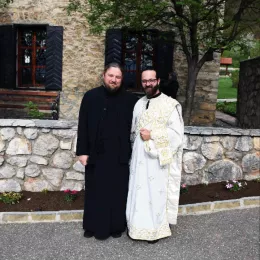 Ђурђевданска литија кроз Беране: Народ се скупља око Христа, у истим литијама, настављајући континуитет и однос са Богом, узлазећи у вишњи Јерусалим душом својом