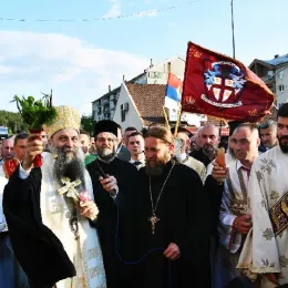 Патријарх Порфирије на Световасилијевској литији у Никшићу