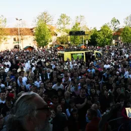 Патријарх Порфирије на Световасилијевској литији у Никшићу