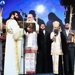 Патријарх Порфирије на Световасилијевској литији у Никшићу