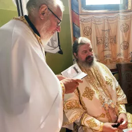 Архијерејска Литургија и дочек моштију светог Владике Николаја Велимировића у Његњеву