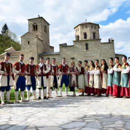 Владика Димитрије на Ђурђевданској литији у Беранама